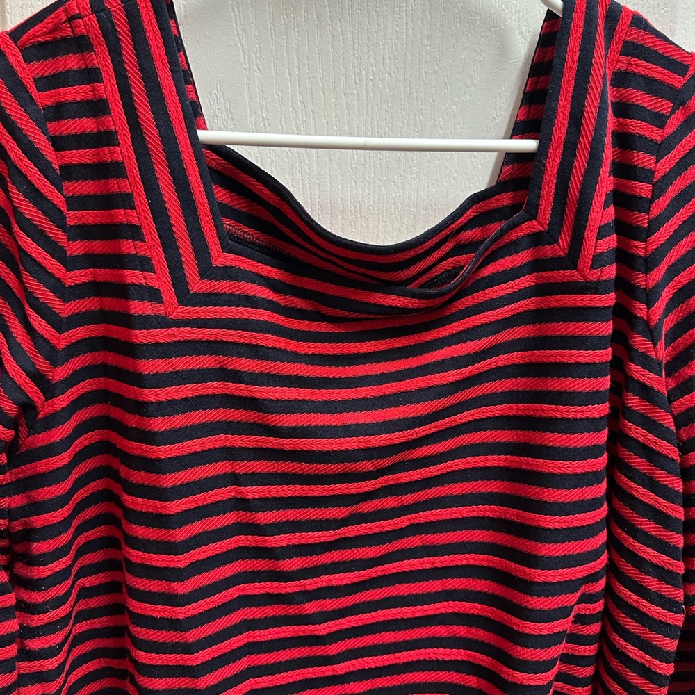 Talbots womens Striped Red and Black Top size 1XL/ NWOT A205 - Picture 2 of 3